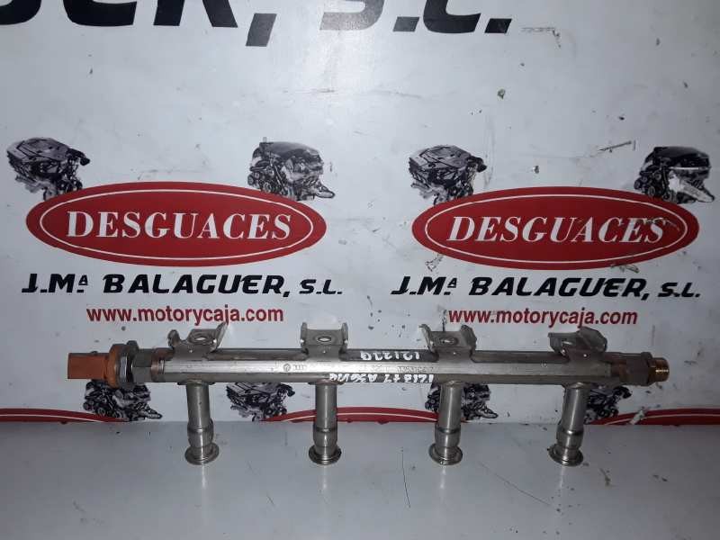 Recambio de rampa inyectora para volkswagen polo v (6r1) cbz referencia OEM IAM 03F133320C/06J906051D  
