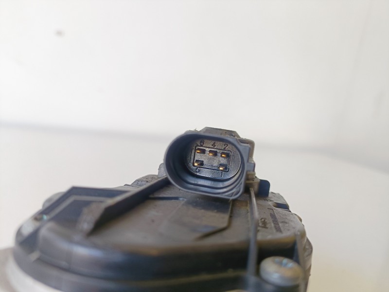 Recambio de valvula egr para seat altea (5p1) blr referencia OEM IAM 06F131503B  