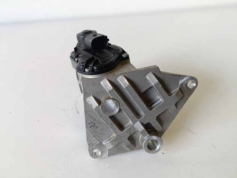 Recambio de valvula egr para seat altea (5p1) blr referencia OEM IAM 06F131503B  