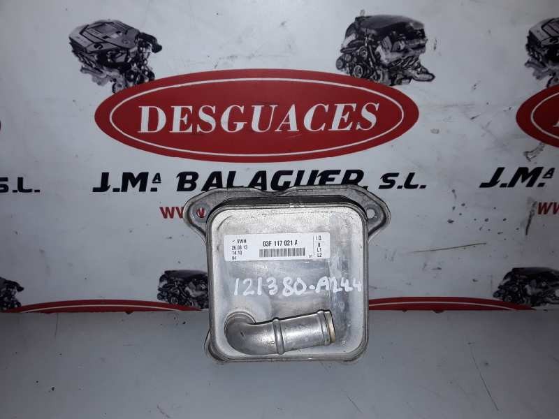Recambio de enfriador aceite motor para volkswagen polo v (6r1) cbz referencia OEM IAM 03F117021A  
