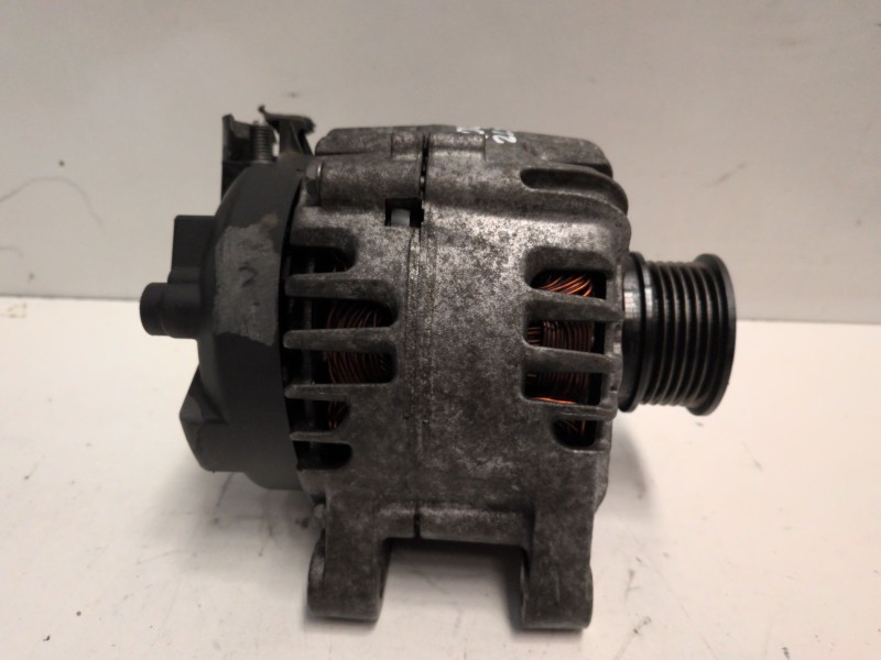 Recambio de alternador para ford c-max (cb7) t3da referencia OEM IAM AV6N10300DC  