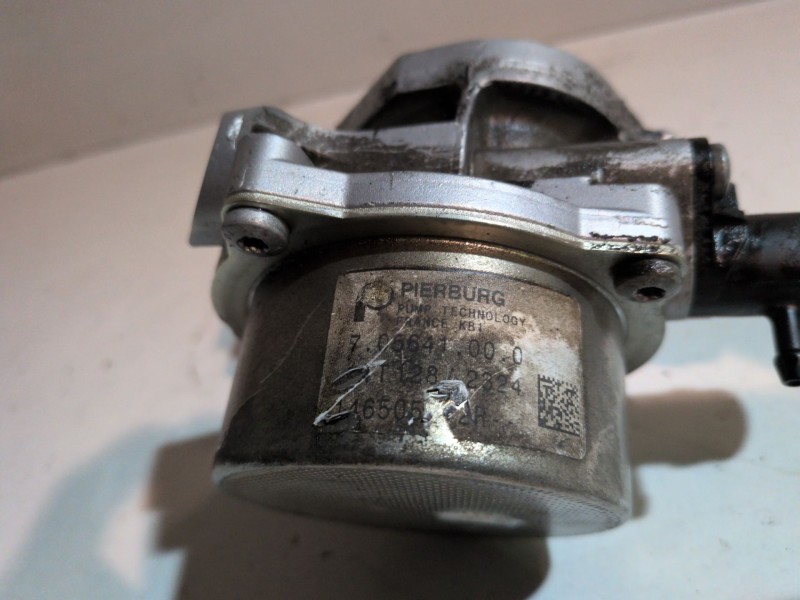 Recambio de depresor freno / bomba vacio para renault megane iii berlina 5p k9k636 referencia OEM IAM 146505272R  