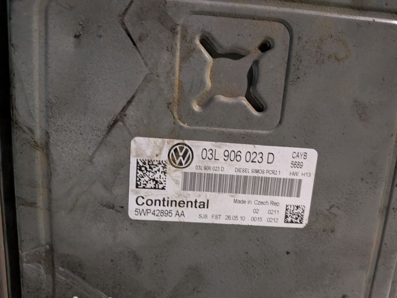 Recambio de centralita motor uce para volkswagen polo v (6r1) cayb referencia OEM IAM 03L906023D  