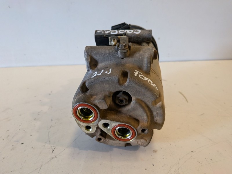 Recambio de compresor aire acondicionado para ford focus berlina (cap) kkda referencia OEM IAM 4M5H19D629AD  