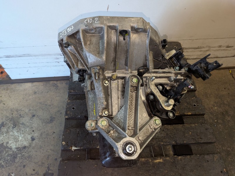 Recambio de caja cambios para nissan nv200 /evalia (m20/m) k9k608 referencia OEM IAM JR5140  