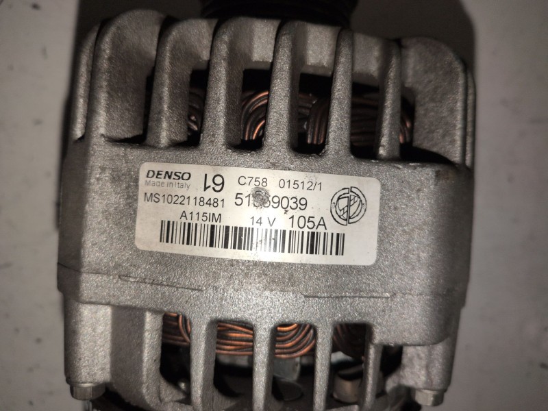 Recambio de alternador para fiat 500 (150) cabrio 169a4000 referencia OEM IAM 51859039  