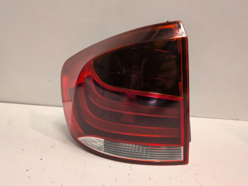 Recambio de piloto trasero izquierdo para bmw serie x1 (e84) n47d20c referencia OEM IAM 6321299010909  