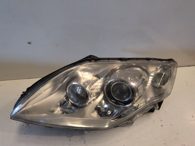 Recambio de faro izquierdo para renault laguna iii berlina m9r742 referencia OEM IAM 260600035R  