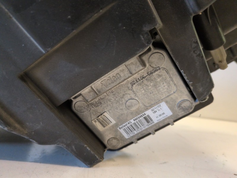 Recambio de faro izquierdo para renault laguna iii berlina m9r742 referencia OEM IAM 260600035R  