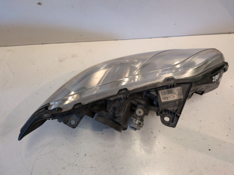 Recambio de faro izquierdo para renault laguna iii berlina m9r742 referencia OEM IAM 260600035R  