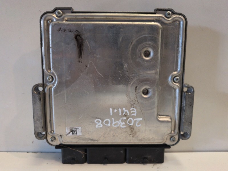 Recambio de centralita motor uce para nissan nv200 /evalia (m20/m) k9k608 referencia OEM IAM 0281030850  