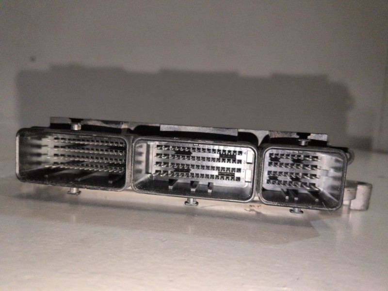 Recambio de centralita motor uce para nissan nv200 /evalia (m20/m) k9k608 referencia OEM IAM 0281030850  