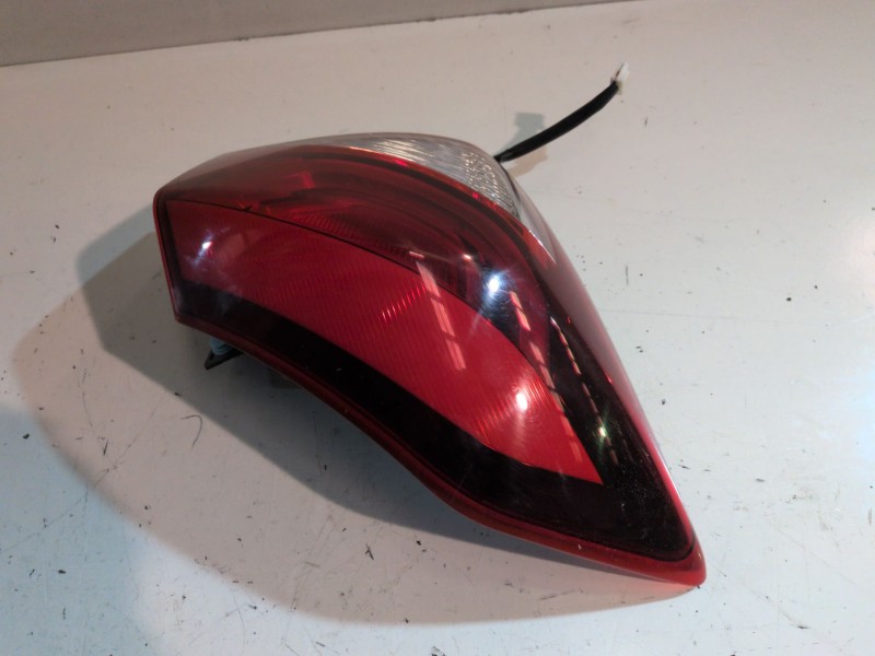 Recambio de piloto trasero izquierdo para hyundai i20 (gb) g4la referencia OEM IAM 92401C8000  