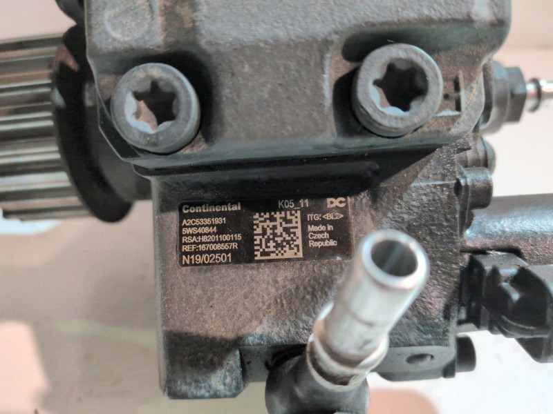 Recambio de bomba inyeccion para renault megane iii berlina 5p k9k636 referencia OEM IAM A2C53351931  