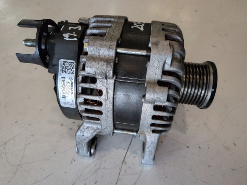 Recambio de alternador para renault megane iv berlina 5p h5hb470 referencia OEM IAM 231009933RB  