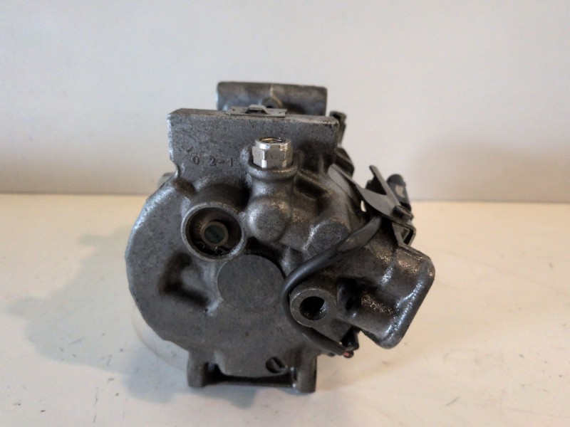 Recambio de compresor aire acondicionado para mercedes-benz clase b (bm 245) 640940 referencia OEM IAM A0022304811  