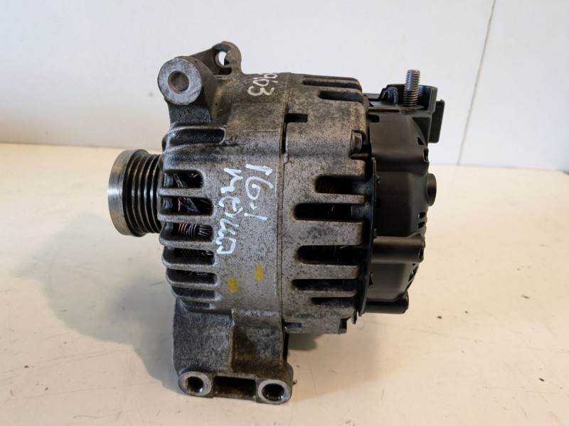 Recambio de alternador para mercedes-benz clase b (bm 245) 640940 referencia OEM IAM A6401540502  