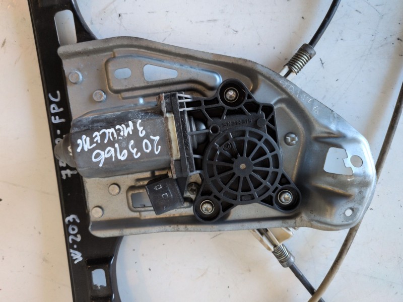 Recambio de elevalunas delantero izquierdo para mercedes-benz clase c (bm 203) berlina 611962 referencia OEM IAM   