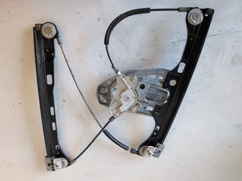Recambio de elevalunas delantero izquierdo para mercedes-benz clase c (bm 203) berlina 611962 referencia OEM IAM   