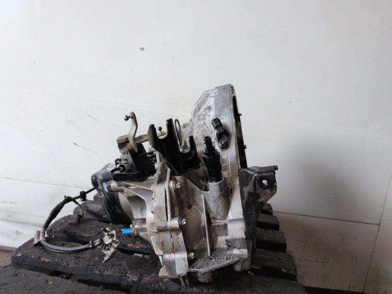 Recambio de caja cambios para dacia sandero k9k792 referencia OEM IAM JH3160  
