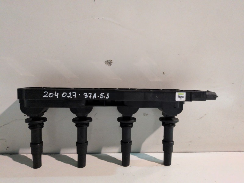 Recambio de bobina encendido para opel astra h berlina z18xe referencia OEM IAM 245108  