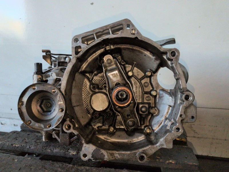 Recambio de caja cambios para volkswagen polo iv (9n1) amf referencia OEM IAM GGV  