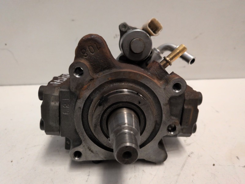 Recambio de bomba inyeccion para ford c-max (cb7) t3da referencia OEM IAM A2C53384062  