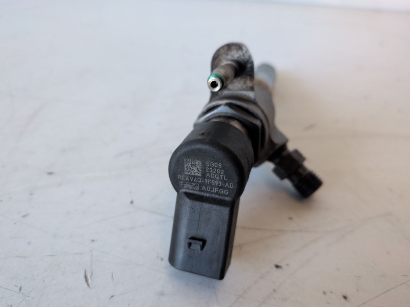 Recambio de inyector para ford c-max (cb7) t3da referencia OEM IAM 9674973080  