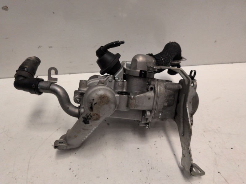Recambio de valvula egr para ford c-max (cb7) t3da referencia OEM IAM 9671187780  