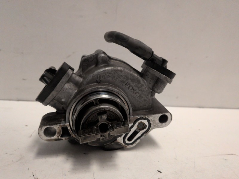 Recambio de depresor freno / bomba vacio para ford c-max (cb7) t3da referencia OEM IAM 9684786780  