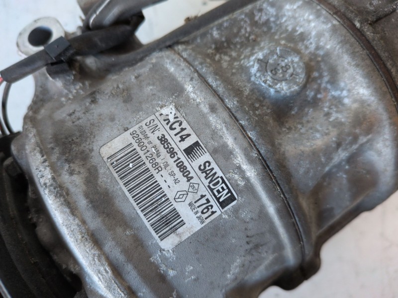 Recambio de compresor aire acondicionado para renault megane iv berlina 5p h5hb470 referencia OEM IAM 926001268R  