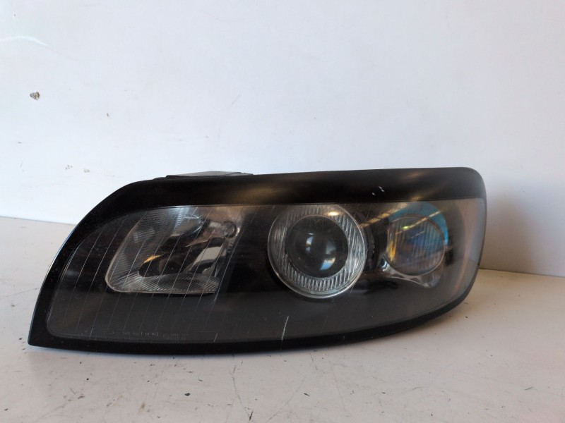 Recambio de faro izquierdo para volvo c30 d4164t referencia OEM IAM 0301232201  