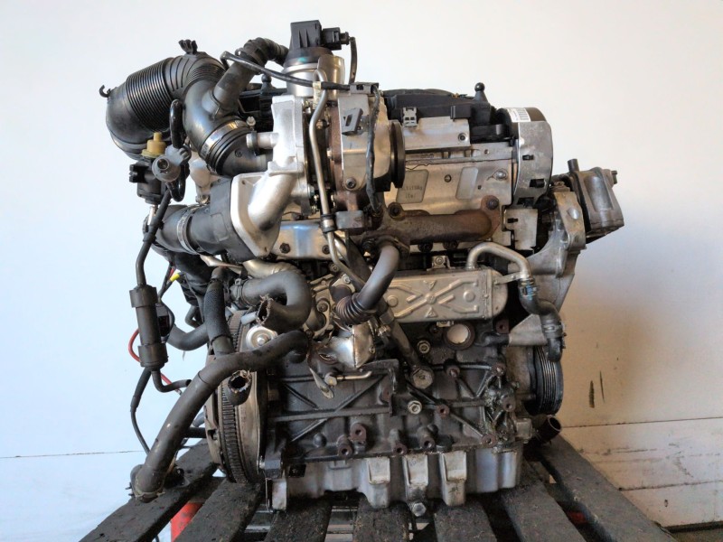 Recambio de motor completo para audi a3 sportback (8pa) cffb referencia OEM IAM CFFB  