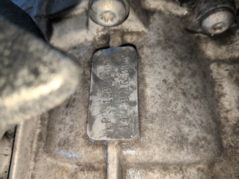 Recambio de caja cambios para audi a3 sportback (8pa) cffb referencia OEM IAM LPR  