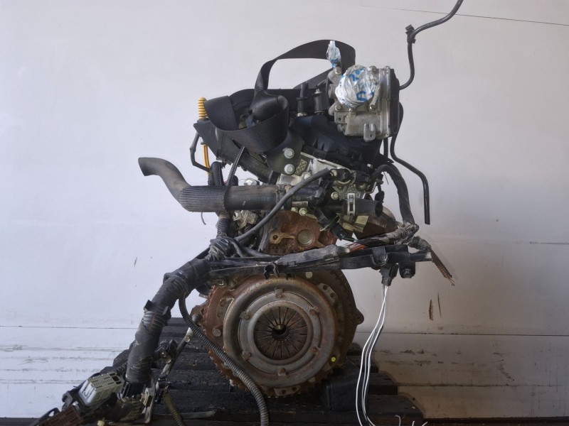 Recambio de motor completo para renault twingo ii d4f770 referencia OEM IAM D4F770  