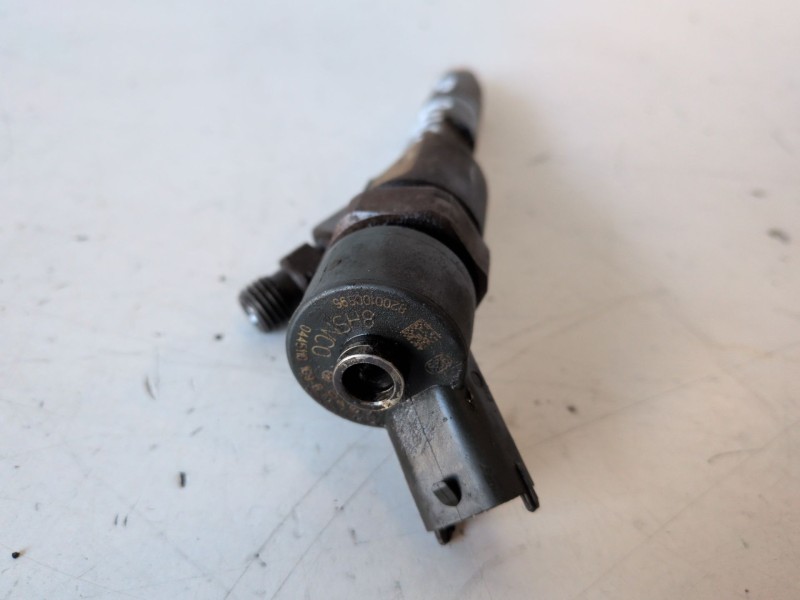 Recambio de inyector para renault kangoo i (f/kc0) f9q790 referencia OEM IAM 0445110109B  