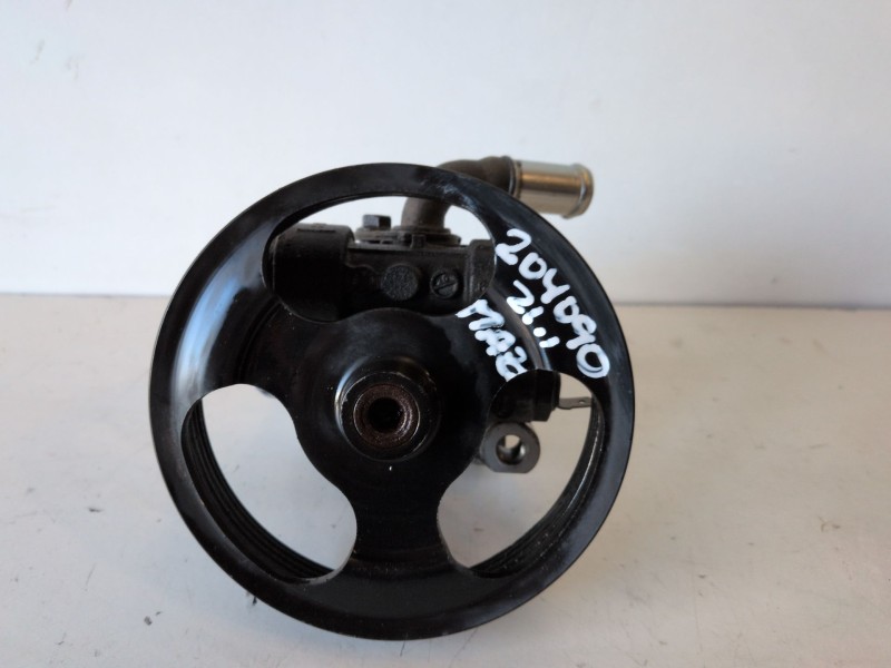 Recambio de bomba direccion para mazda 3 berlina (bk) z6 referencia OEM IAM   