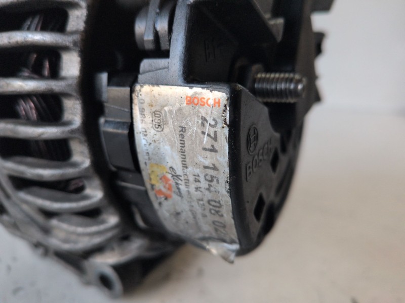 Recambio de alternador para mercedes-benz clase c (bm 203) berlina 271946 referencia OEM IAM 27115408028  