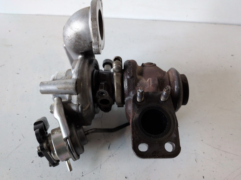 Recambio de turbocompresor para citroen berlingo combi 9h06 referencia OEM IAM 9673283680  