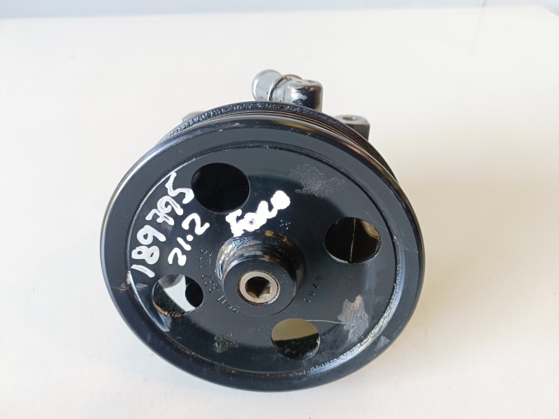 Recambio de bomba direccion para ford focus berlina (cak) fydb referencia OEM IAM   