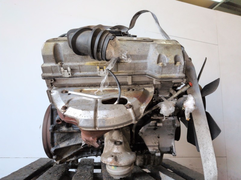 Recambio de motor completo para mercedes-benz clase c (bm 202) berlina 111920 referencia OEM IAM 111920  