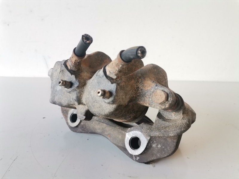 Recambio de pinza de freno delantera derecha para peugeot boxer (230) furgón acristalado bat.3200mm () t9a referencia OEM IAM   