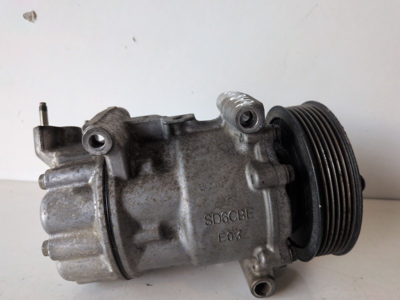 Recambio de compresor aire acondicionado para peugeot 208 9hp referencia OEM IAM 9678656080  