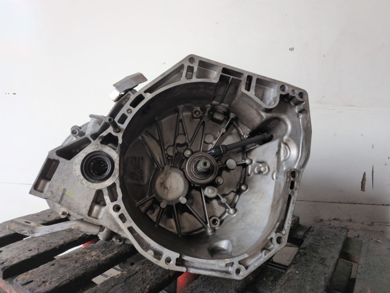 Recambio de caja cambios para renault megane iii berlina 5p h5f400 referencia OEM IAM TL4068  