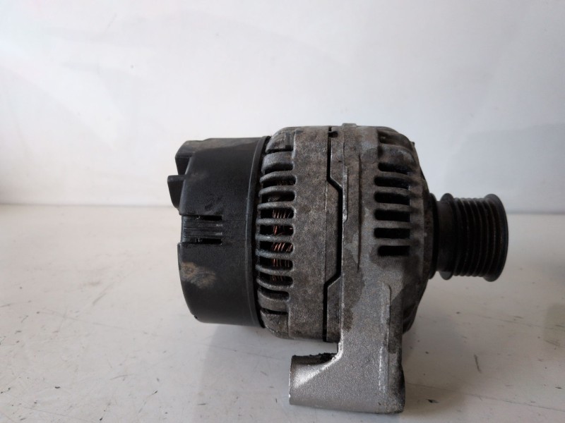 Recambio de alternador para mercedes-benz clase c (bm 202) berlina 111920 referencia OEM IAM 0123320041  