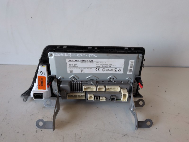 Recambio de pantalla multifuncion para toyota c-hr (x10) 2zr referencia OEM IAM 86140F4011  