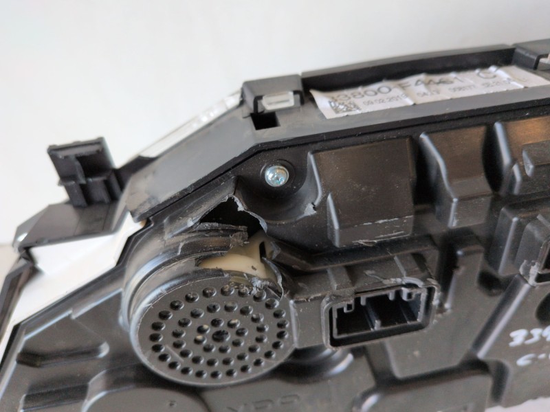 Recambio de cuadro instrumentos para toyota c-hr (x10) 2zr referencia OEM IAM 83800F4461  