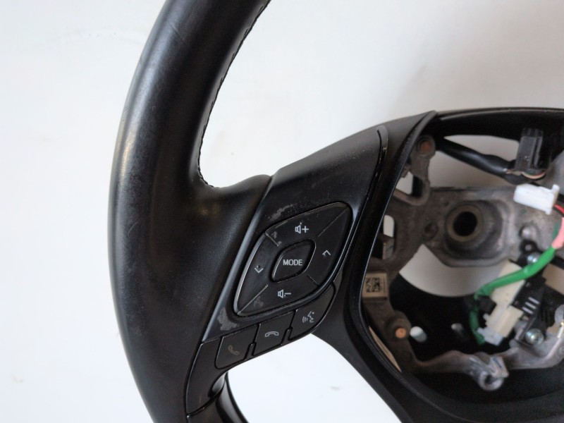 Recambio de volante para toyota c-hr (x10) 2zr referencia OEM IAM 191021012  