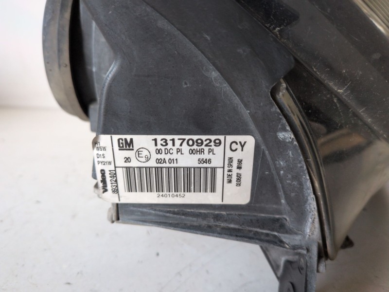 Recambio de faro derecho para opel vectra c berlina z19dt referencia OEM IAM 13170929  