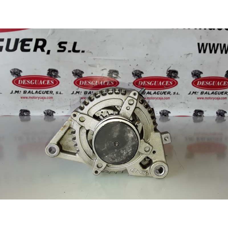 Recambio de alternador para kia sportage (ql) d4fd referencia OEM IAM 373002A700/MS1042118840  